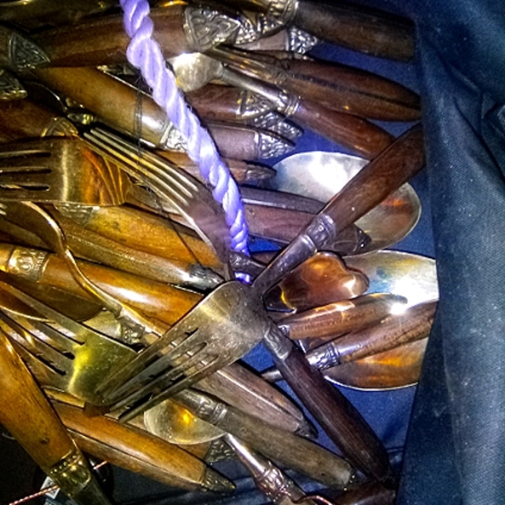Thailand Vintage flatware 152 pcs